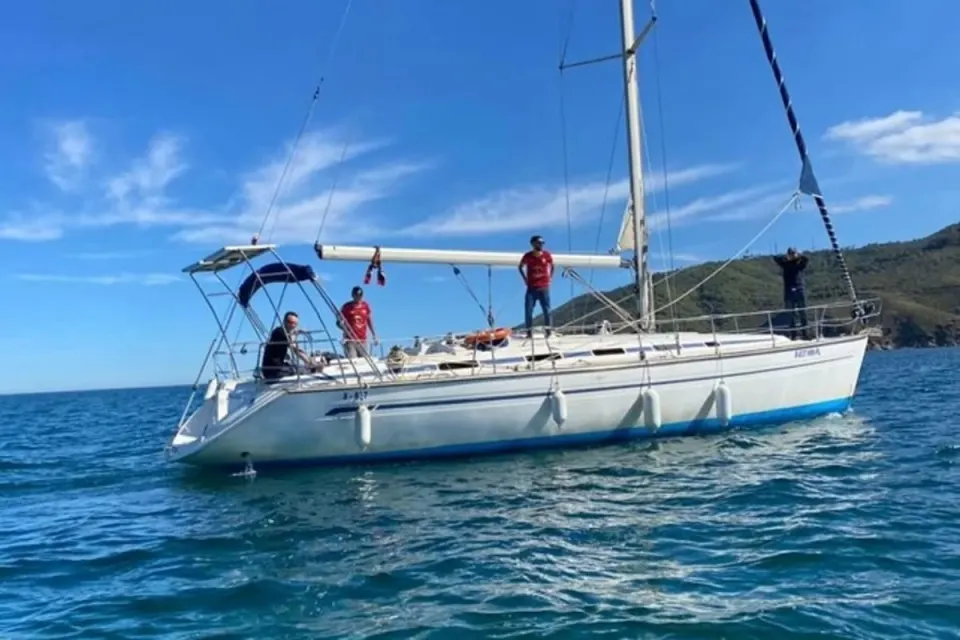 Location Yacht Privé Tamuda Bay (M'diq) — Couple, lune de miel, anniversaire ou événement privé