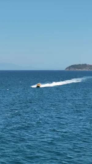 Jet-Boat Extrême à Tanger Marina Bay — vitesse et sensations fortes